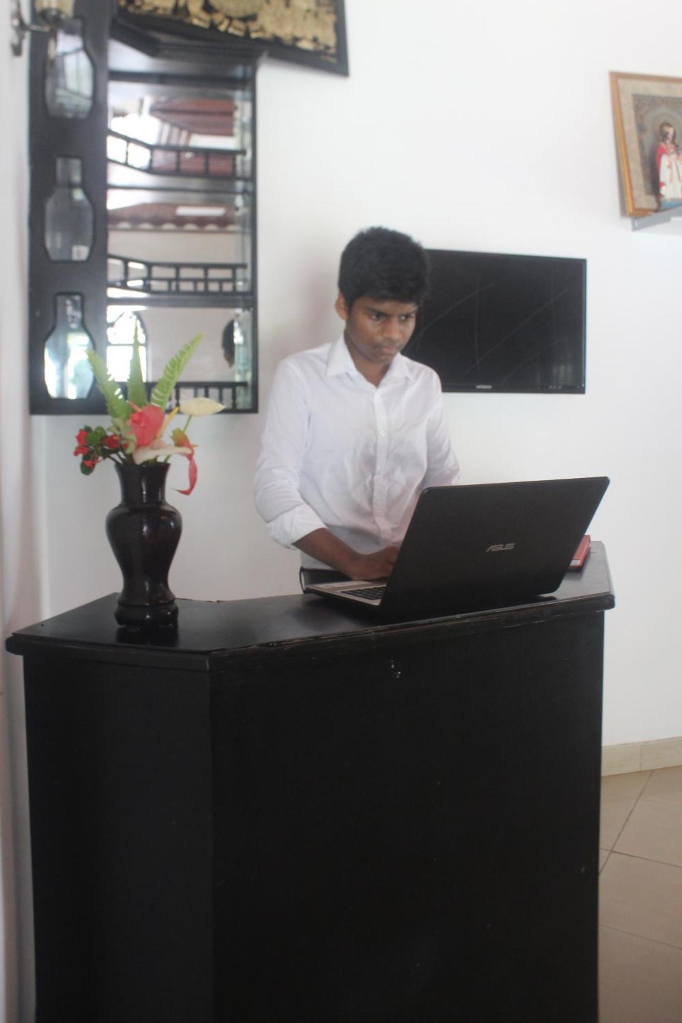 Shon Villa Negombo Exteriör bild